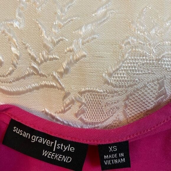 💥Susan Graver Cotton Model Top with texture print XS short sleeve - Picture 6 of 11